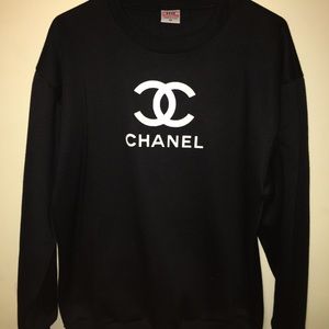 Chanel Sweatshirt